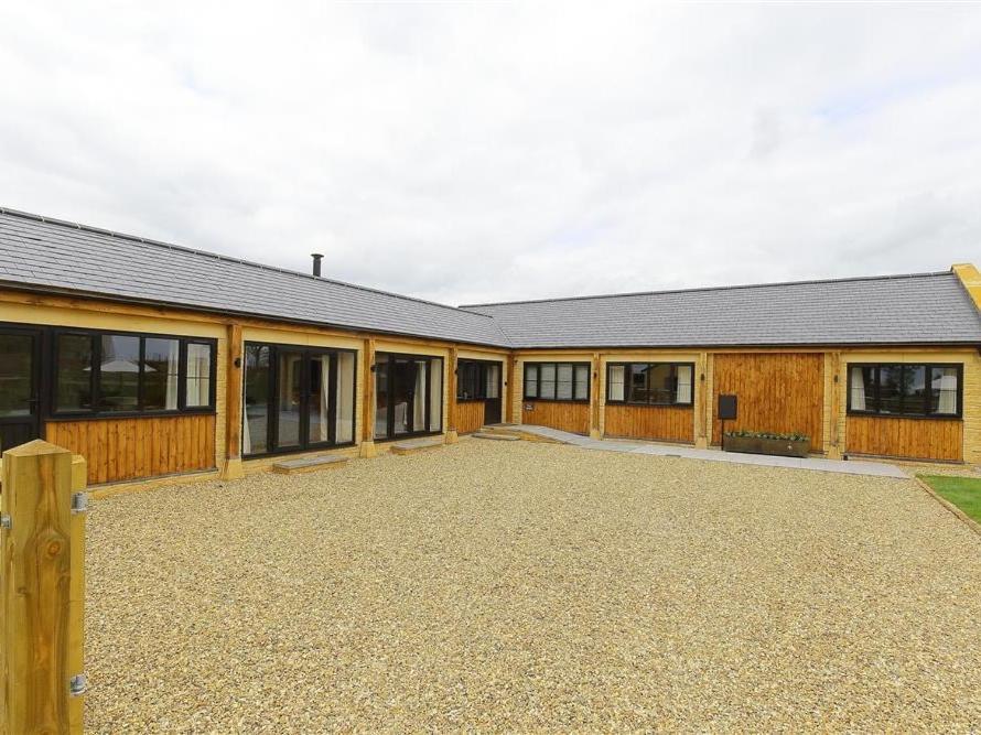 Villa Park Stables Wyck Rissington Esterno foto