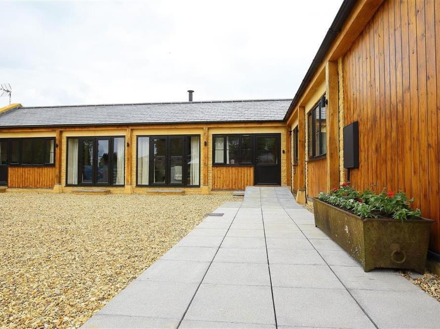Villa Park Stables Wyck Rissington Esterno foto